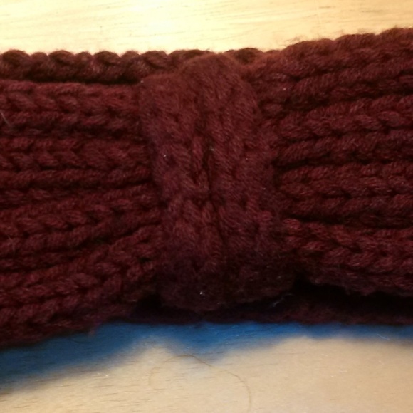 2 Hot in Hollywood Headbands knit & red grosgrain - Picture 2 of 8